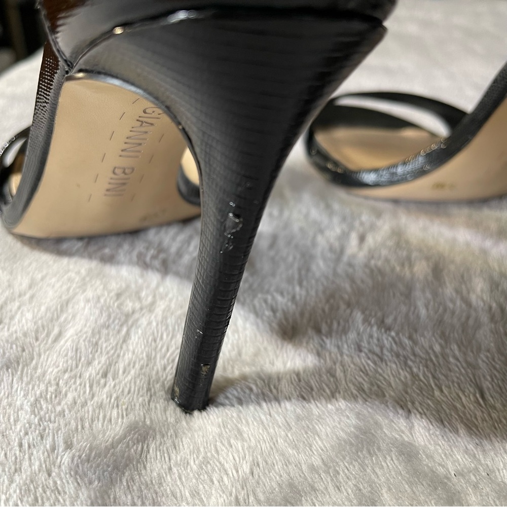 Gianni Bini black heels. Size 5.5 - Picture 7 of 7
